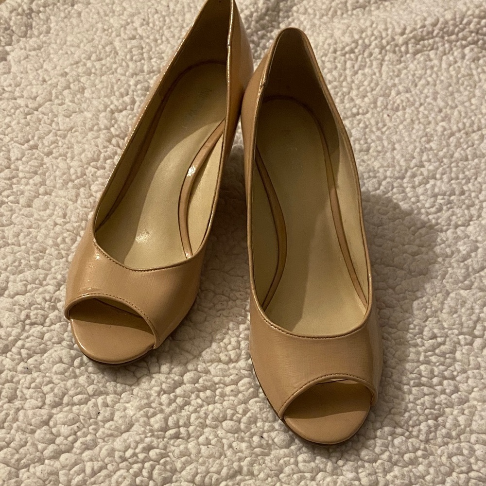 Nine West Beige Peep-Toe Heels